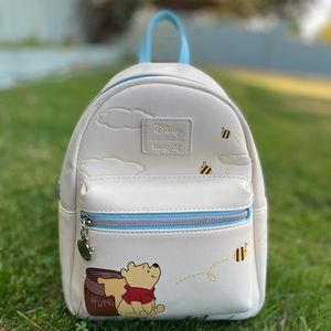 Disney Winnie the Pooh Loungefly🍯